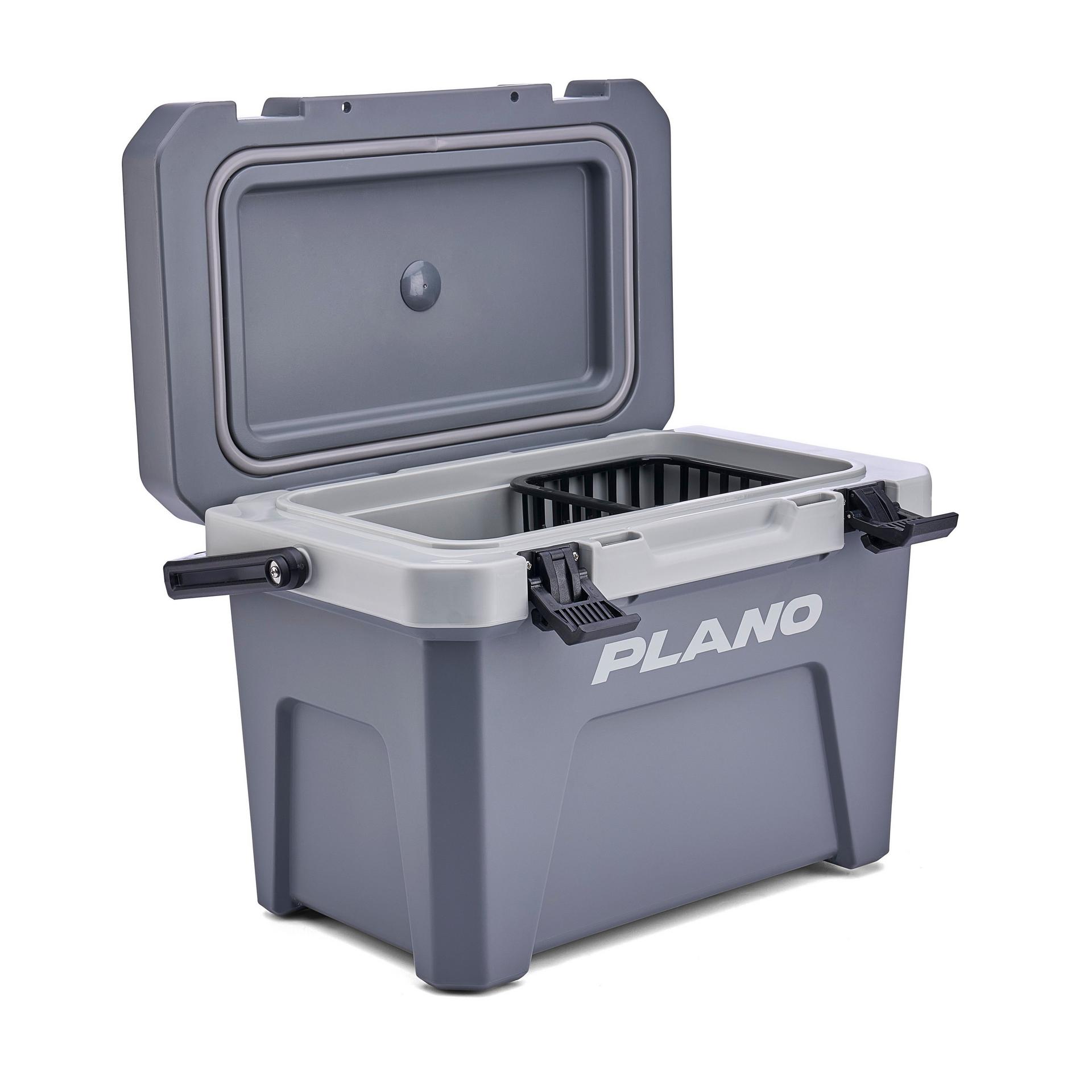 Frost™ Cooler 14 Quart (13 L) 18 Frost™ Cooler 14 Quart (13 L)