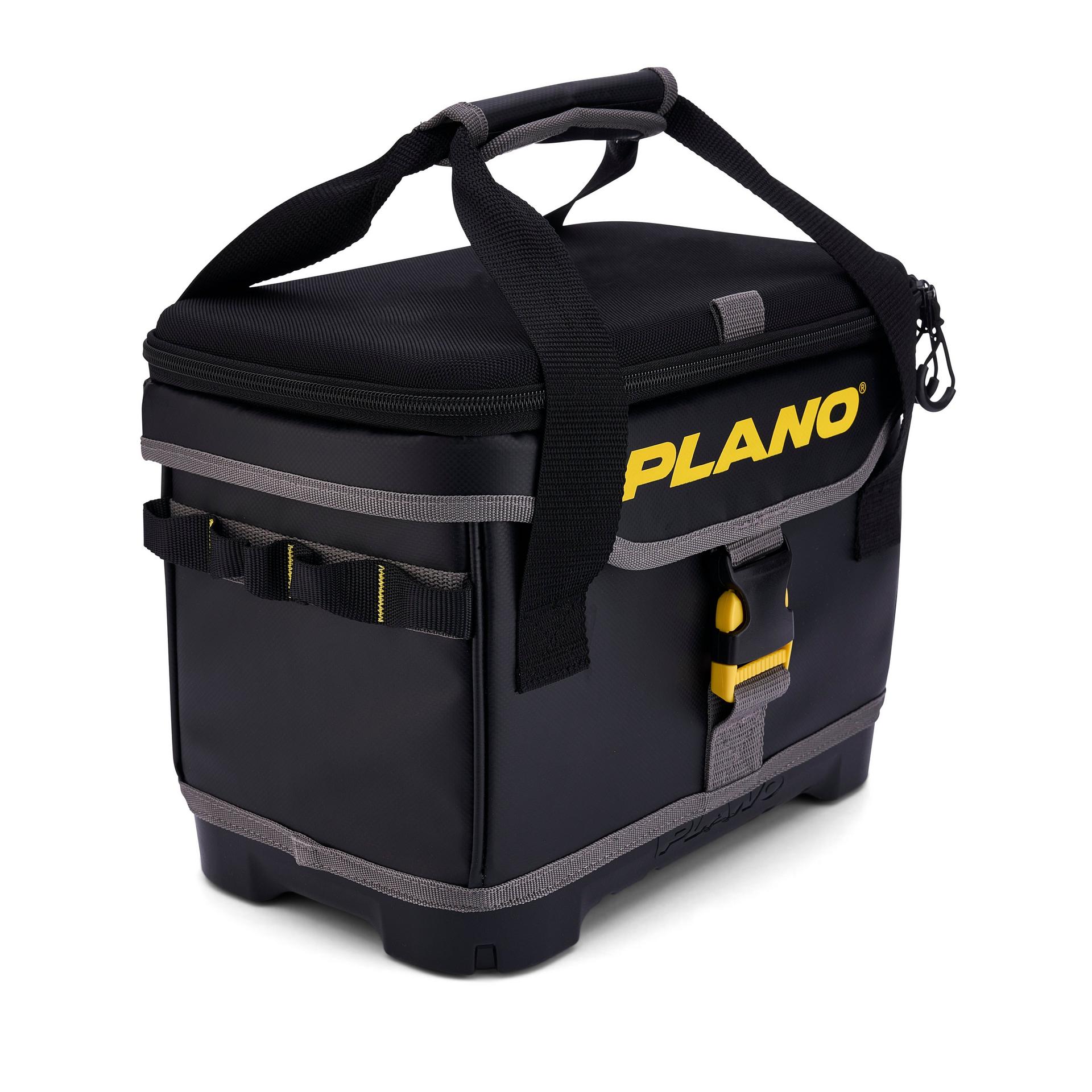 Ice Hunter Tackle Bag 3600™ 4 Ice Hunter Tackle Bag 3600™