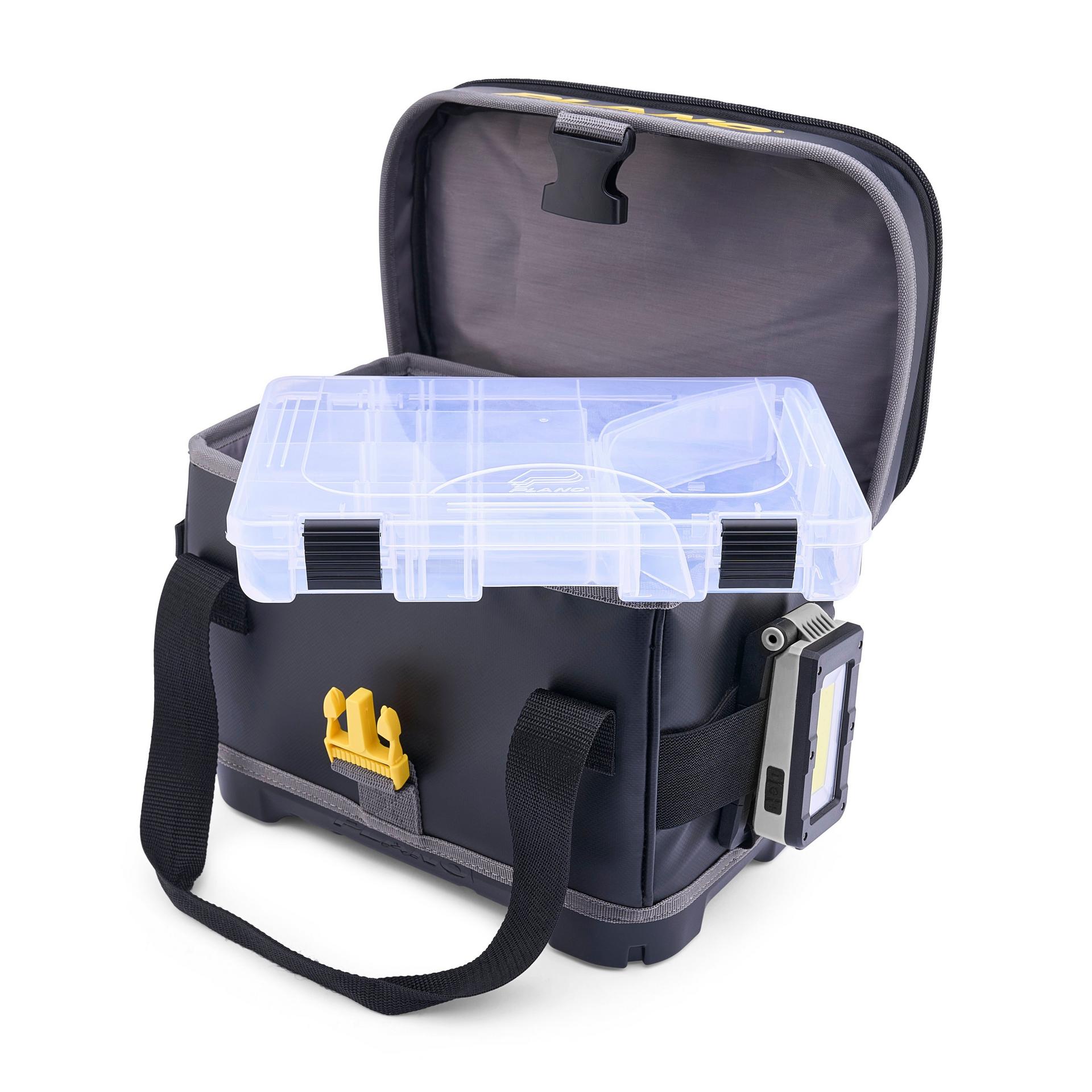 Ice Hunter Tackle Bag 3600™ 6 Ice Hunter Tackle Bag 3600™